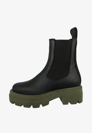 Buffalo SQUARE CHELSEA PERFECT czarny