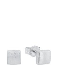 Pendientes de studs cuadrados de plata con textura cepillada y cierres de mariposa, mostrados sobre un fondo blanco.