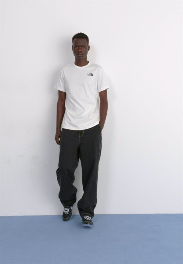 VERTICAL TEE - Print T-shirt2