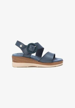 XTI, SANDALIA DE MUJER PLANO - JEANS - Sandalias con plataforma - azul