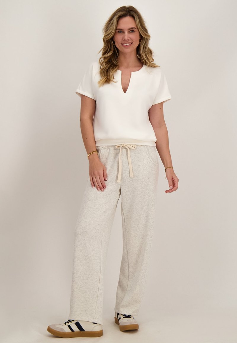 Blue Monkey Stoffen broek met opgestikte zakken, model 'AMY' in felroze online kopen | P&C