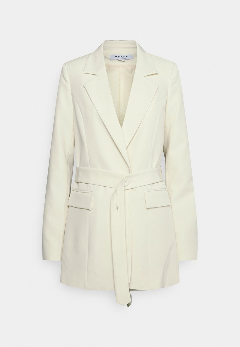 Blazer couleur crème avec une coupe ajustée, des revers crantés, une taille ceinturée et deux poches avant. Confectionné dans un tissu lisse.