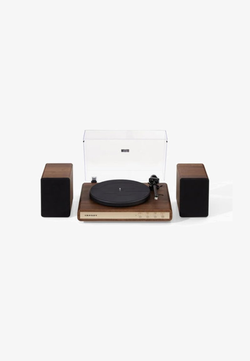 Ensemble de platine vinyle comprenant une base en bois, un plateau noir, un couvercle anti-poussière transparent et deux haut-parleurs en bois couleur chêne.