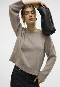 Vero Moda Strickpullover - moon rock
