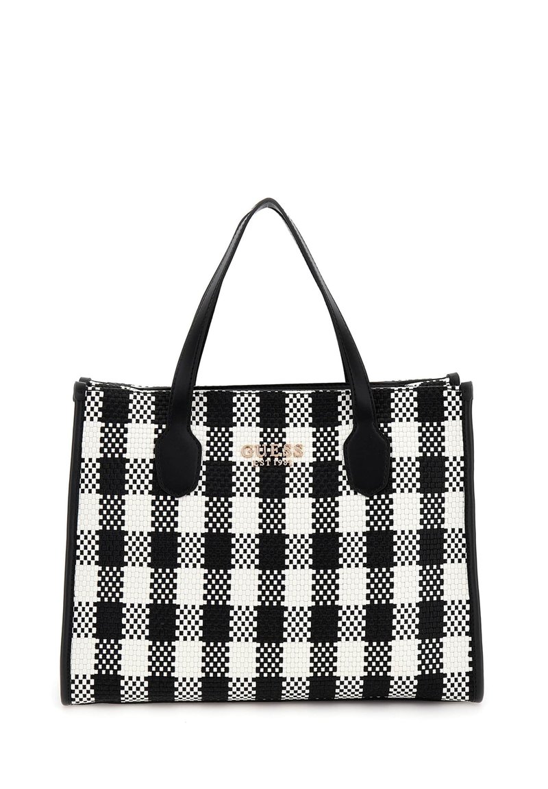 Sac fourre-tout à damier noir et blanc avec une texture tissée, des accents en cuir noir, des poignées doubles et un logo à l'avant.