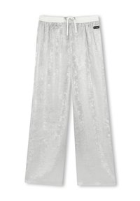 Zilveren wijde broek gemaakt van glanzende stof, met een elastische tailleband met een trekkoord en een klein merkembleem aan de zijkant.