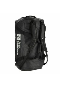 Zwarte weekendtas met verstelbare schouderbanden, gemaakt van gestructureerd waterdicht materiaal; beschikt over een logo en verstevigde stiksels voor duurzaamheid.