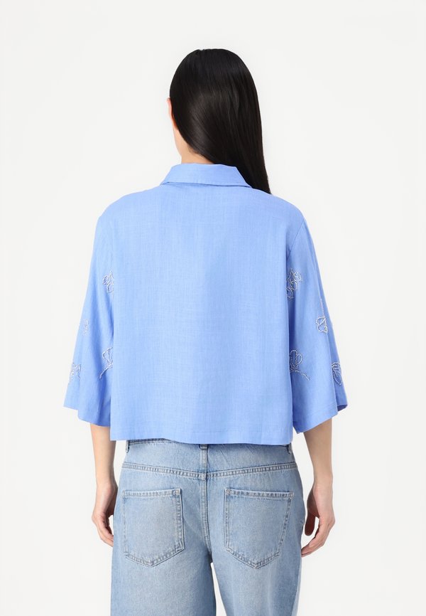 OBJMIKA CROPPED SHIRT - Button-down blouse2