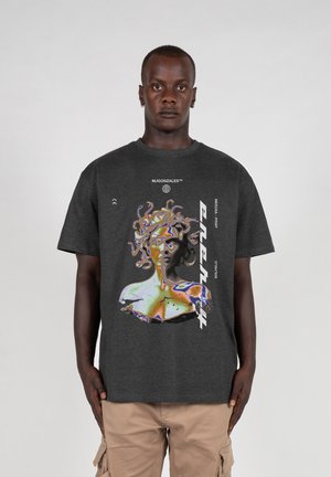 MEDUSA SCHWER - T-shirt med print - charcoal