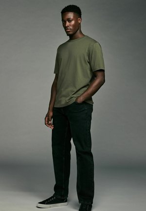 Lihtne T-särk - green khaki