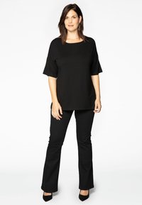YOEK Flared jeans - black