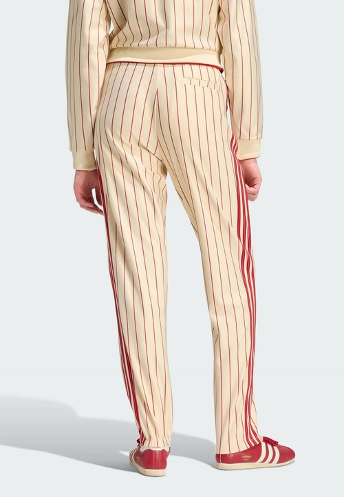 adidas ORIGINALS PINSTRIPE FIREBIRD TRACK PANT - Tracksuit bottoms - warm vanilla/team victory red — foto 2