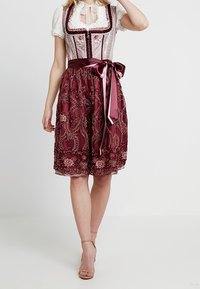 Krüger Dirndl Dirndl