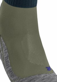 FALKE TK2 COOL SHORT TREKKING MEDIUM CUSHIONING - Calze sportive - green