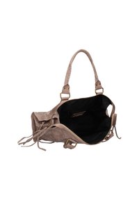 Leren handtas in licht taupe met een gestructureerde afwerking, open met een zwarte binnenkant. Beschikt over een gevlochten schouderband en metalen hardware accenten.