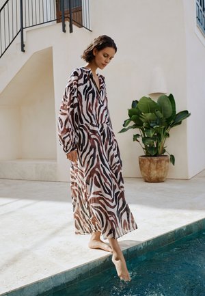 InWear, ROSALIEIW DRAWSTRING - Robe chemise - haze zebrah