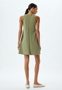 Koton SLEEVELESS MINI - Trikoomekko - khaki
