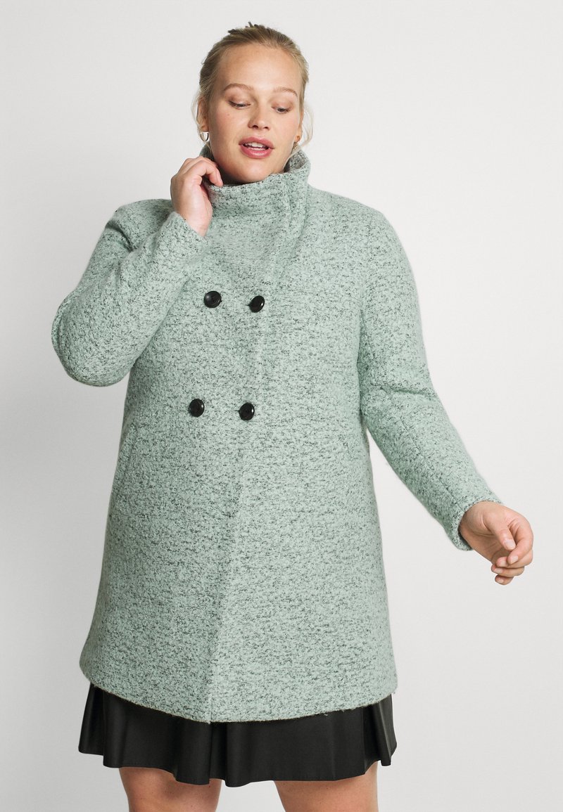 ONLY Carmakoma CARNEWSOPHIA - Casaco clássico - frosty green