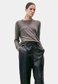 Marks & Spencer - Sweter