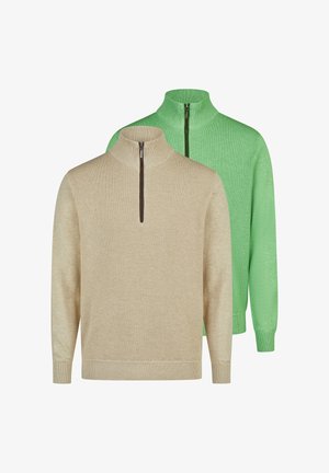 To half-zip sweatere, en beige og en grøn, med struktureret strikket stof og ribstrikkede ærmeafslutninger og kanter, vist mod en hvid baggrund.