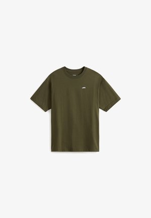 Olijfgroene katoenen T-shirt met korte mouwen, ronde hals en een klein wit logo op de linkerborst. Zachte textuur en een relaxed fit.