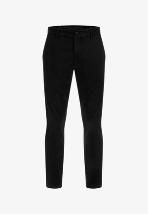 Schwarze Hose aus glattem Stoff mit schmaler Passform, Reißverschluss und Knopfverschluss. Keine sichtbaren Muster oder Akzente.