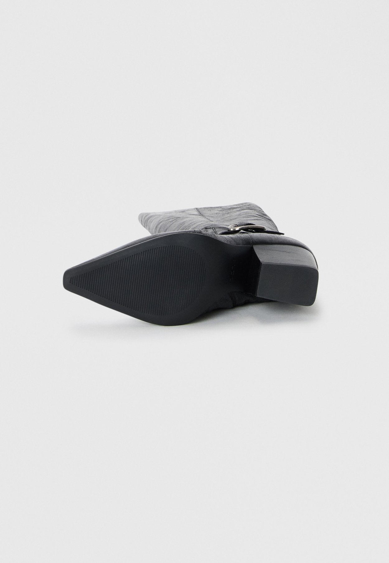 SADDLE