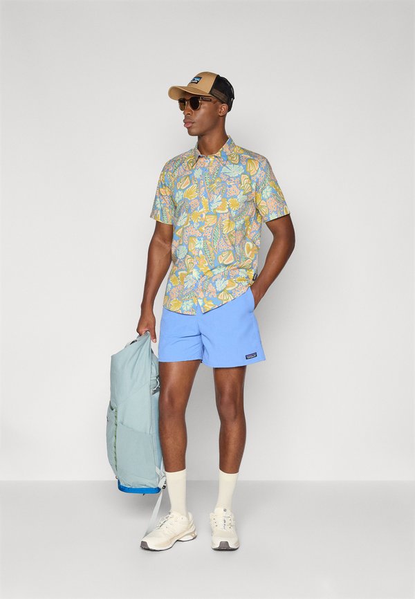 BAGGIES  - Outdoor shorts2