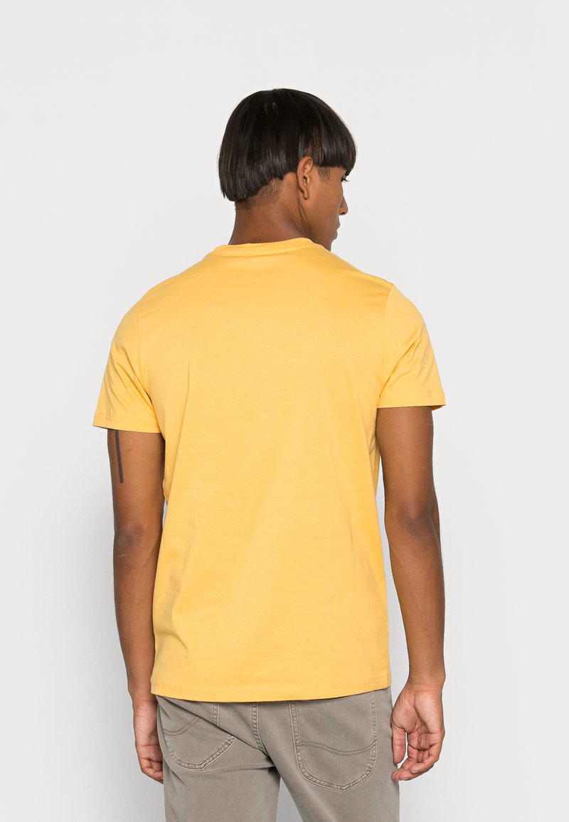 Herren T-shirts & Polos | PS Paul Smith ZEBRA BADGE UNISEX T-Shirt basic yellow/gelb - OV32236 Herren T-shirts & Polos | PS Paul Smith ZEBRA BADGE UNISEX T-Shirt basic yellow/gelb - OV32236