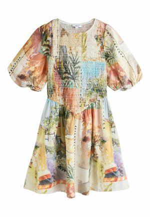 Rövid, pöttyös ujjú ruha smockos felsőrésszel és tompa tónusú, több színű absztrakt virág- és tájmintával.