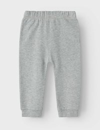 Joggers grigi in cotone con una vita elastica e polsini a costine, caratterizzati da una texture morbida e un design semplice. Adatti per l'abbigliamento casual.