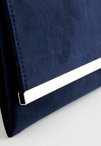 Next DETACHABLE STANDARD - Clutches - navy