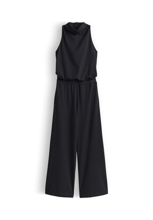 Zwarte mouwloze jumpsuit met een hoge halslijn, elastische tailleband en brede benen. Glad materiaal zonder zichtbare patronen of accenten.