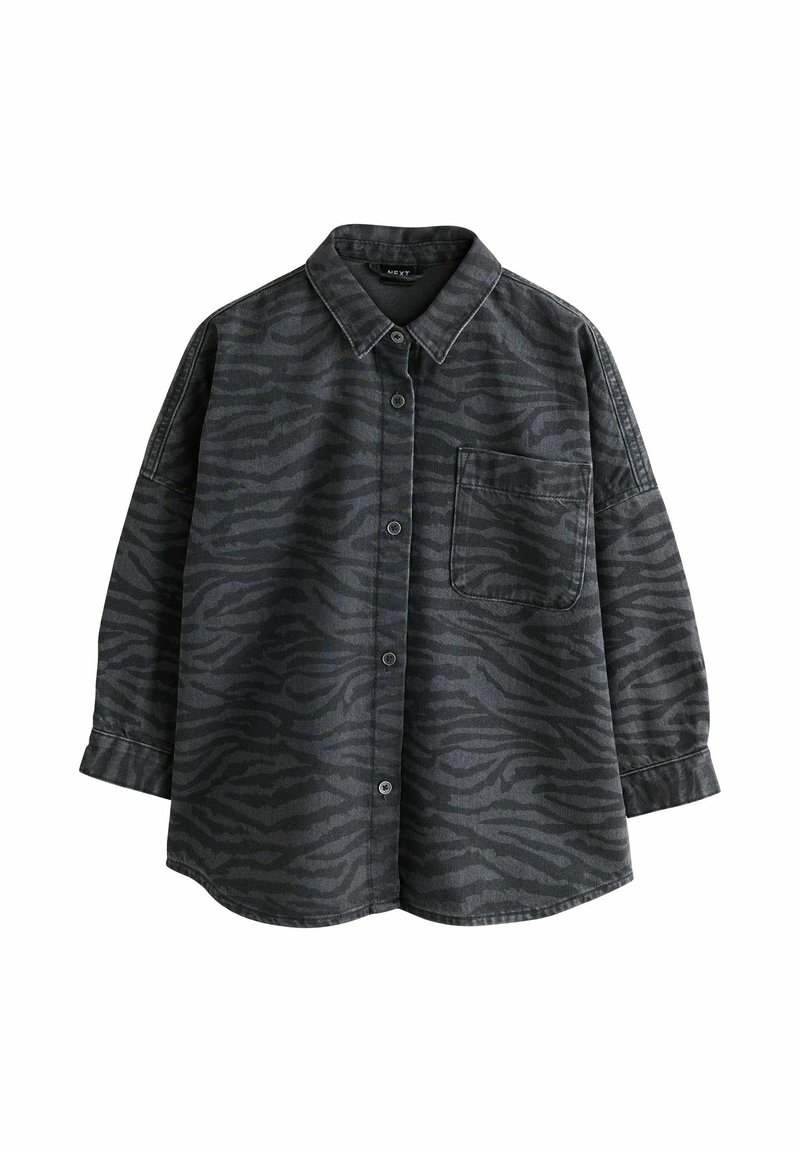 Camicia nera con bottoni, decorata con un motivo a strisce di tigre, maniche lunghe, tasca sul petto e colletto classico realizzata in tessuto strutturato.