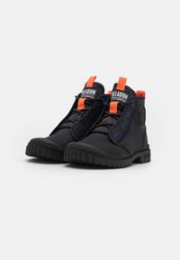 Palladium Botines bajos - black