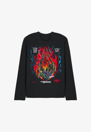 NETFLIX, STRANGER THINGS BUTCHER BILLY S5 CH 7 - Long sleeved top - black