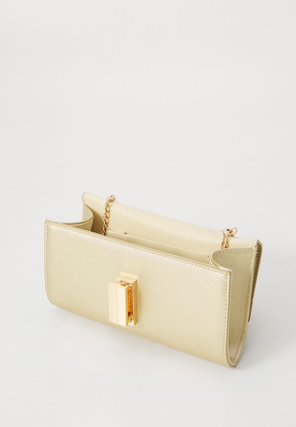 AWH-C24238 - Clutch2