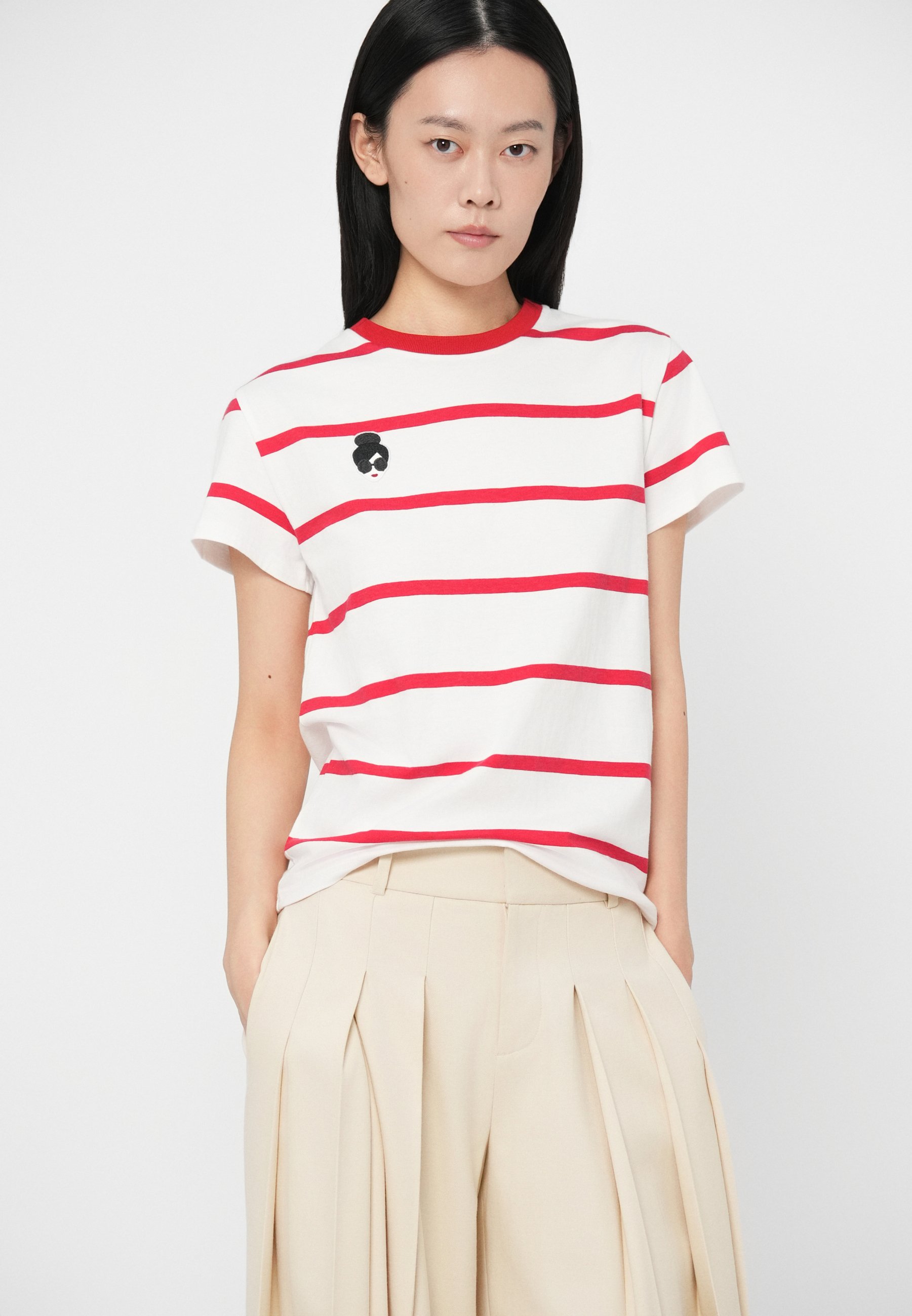 Alice + Olivia ALVERA STACE FACE TEE - Print T-shirt - off white Alice + Olivia ALVERA STACE FACE TEE - Print T-shirt - off white