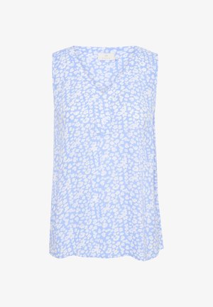 Bezramkowy top w jasnoniebieskim materiale z białym kwiatowym wzorem. Projekt w serek, miękka tekstura i luźny krój.