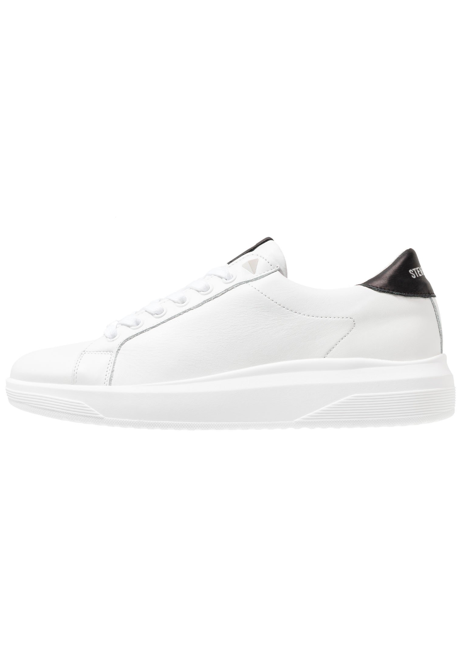 steve madden alex trainers