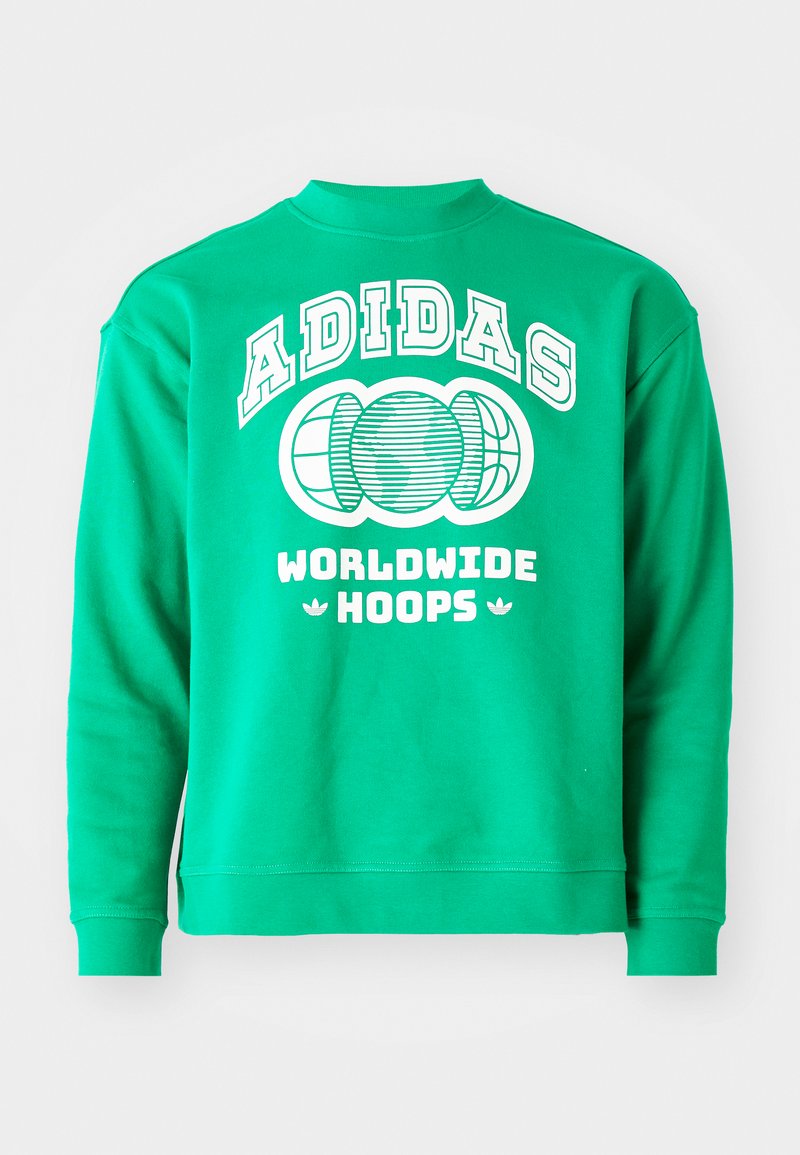 Groen sweatshirt met een geribbelde ronde hals, lange mouwen en een grote witte grafiek met de tekst "ADIDAS WORLDWIDE HOOPS" en basketbalmotieven.