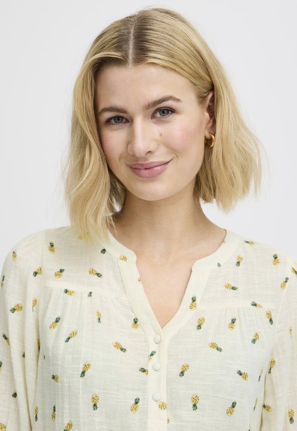 BOBBI - Blouse - arctic wolf aop2