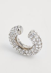 Sølvring med en spiralformet design, prydet med klare krystaller, blank finish og en åpen ring for justerbar størrelsestilpasning.