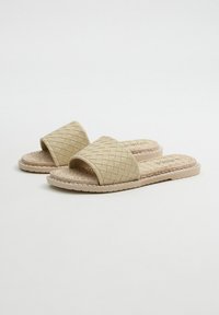 INSIDE Chanclas de baño - beige