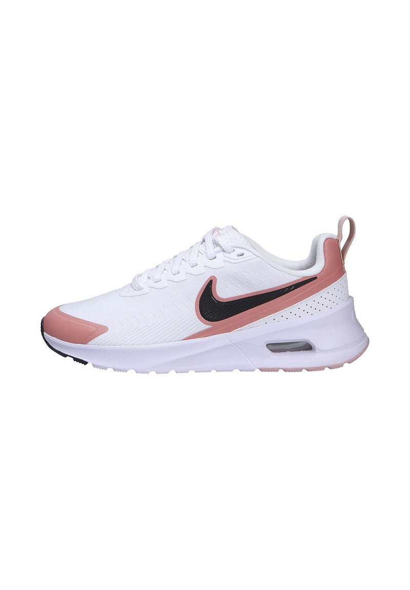 Baskets blanches avec des accents roses, tige texturée, logo Nike swoosh noir, unité d'air dans le talon et semelle en caoutchouc.