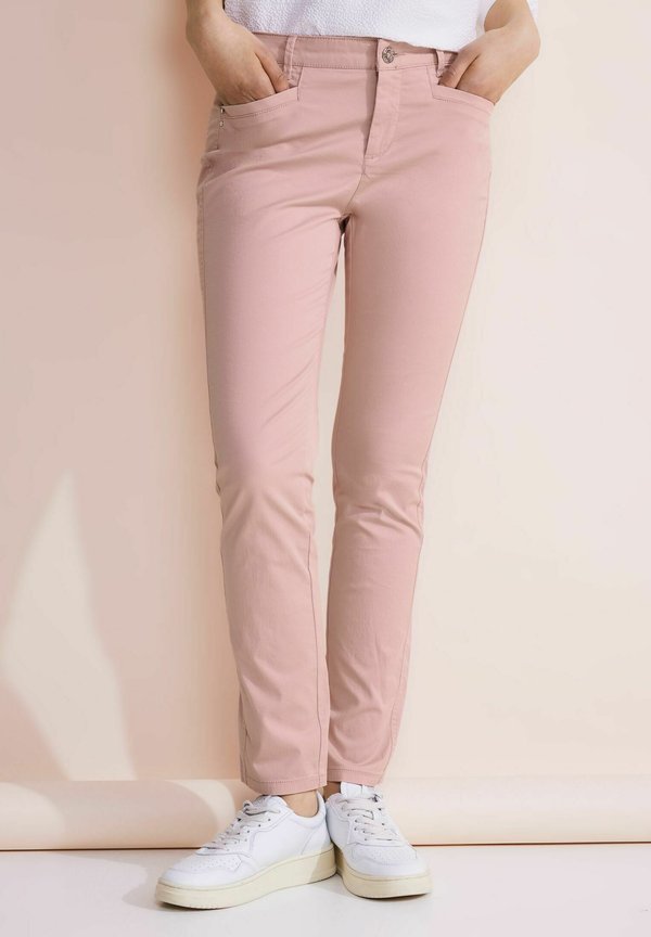CASUAL FIT  - Jeans Slim Fit - rosa