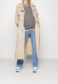 Pieces Maternity Sweter