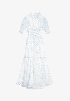 Vestido midi blanco con lunares azul claro, mangas abullonadas, cuello alto con volantes, cintura fruncida y falda de varios volantes.