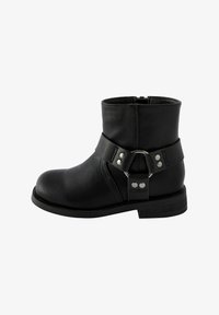 Unausgewählt, black