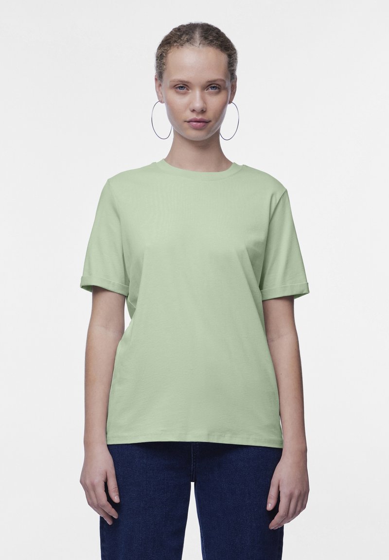Pieces PCRIA FOLD UP SOLID TEE - T-shirts - quiet green